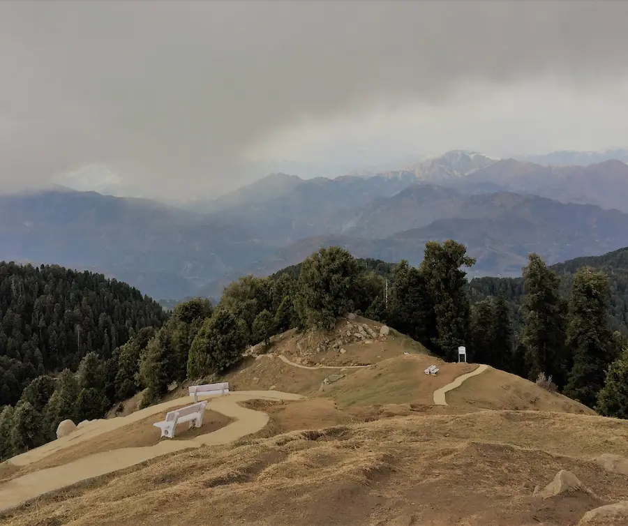 Trek to Dainkund Peak